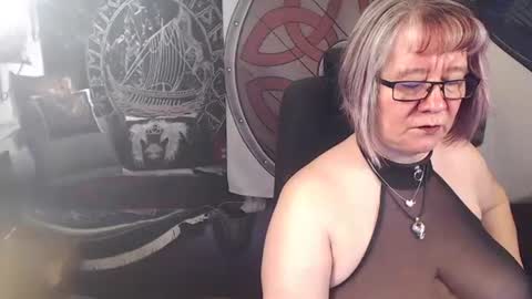 Snapshot of kleiner_teufel chatting on February 1, 2026, 5:33 pm Michelle online show from February 1, 2026, 5:33 pm
