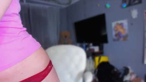 Snapshot of klementinagirl chatting on May 14, 2026, 9:10 pm Klementinafanslyklementina6661 online show from May 14, 2026, 9:10 pm