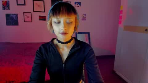 Snapshot of kleo_o chatting on September 12, 2025, 9:04 pm Kleo online show from September 12, 2025, 9:04 pm