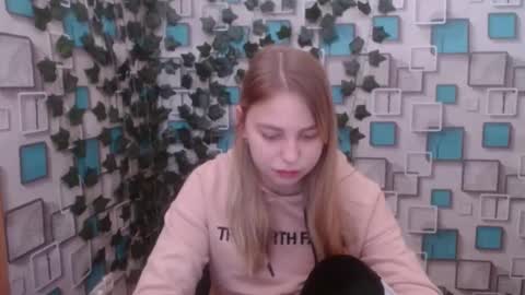 Snapshot of klerkarina chatting on December 2, 2024, 5:59 am klerkarina online show from December 2, 2024, 5:59 am