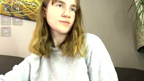 Snapshot of kleya___ chatting on October 22, 2025, 8:19 pm Kleya online show from October 22, 2025, 8:19 pm