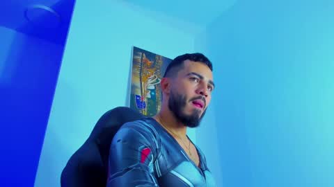 Snapshot of klinsmannwalton chatting on October 9, 2025, 11:08 am klinsmannwalton online show from October 9, 2025, 11:08 am