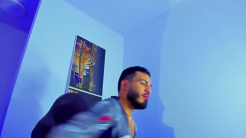 Snapshot of klinsmannwalton chatting on October 14, 2025, 12:06 pm klinsmannwalton online show from October 14, 2025, 12:06 pm