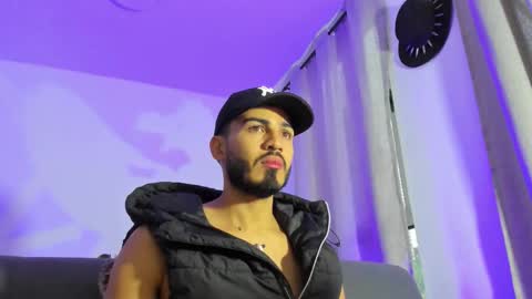 klinsmannwalton online show from February 25, 2026, 11:20 am