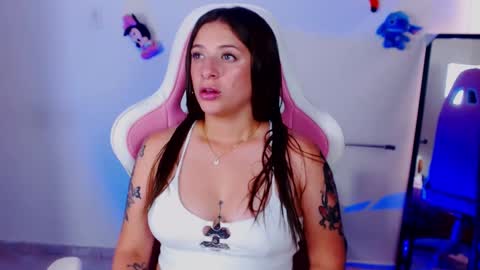 Kloe online show from March 24, 2026, 9:09 pm