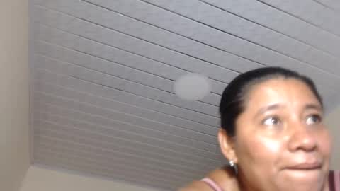 Kloe online show from October 26, 2025, 8:04 pm