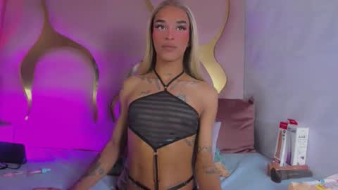 Kloe online show from April 12, 2026, 2:33 pm