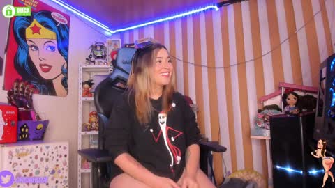 Snapshot of kloelamaravilla18 chatting on December 5, 2024, 2:20 am kloelamaravilla18 online show from December 5, 2024, 2:20 am