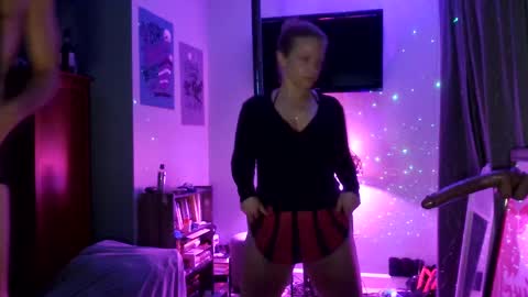 Snapshot of kmack1111 chatting on March 7, 2025, 9:18 am Kevv Heidi All Hallows Eve Show online show from March 7, 2025, 9:18 am
