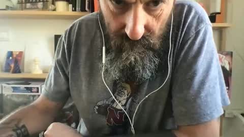 Snapshot of knicker76 chatting on October 8, 2025, 10:46 am knicker76 online show from October 8, 2025, 10:46 am