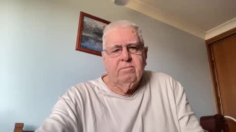 Aussiedude online show from September 15, 2025, 10:10 pm