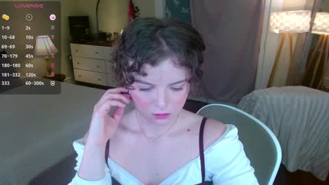 knowlita  online show from February 1, 2025, 3:28 pm