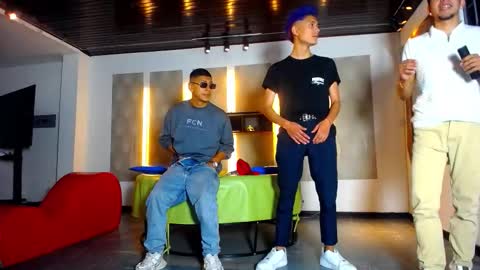 kobayaske online show from February 15, 2026, 2:03 pm