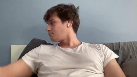 kobeberto online show from February 7, 2026, 6:00 pm