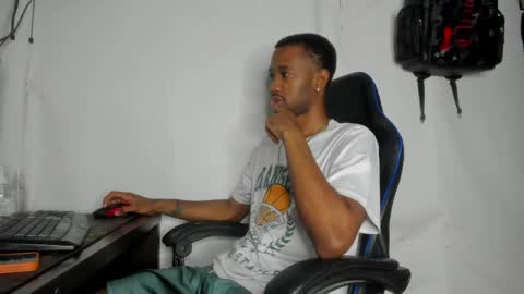kofi online show from May 11, 2026, 9:01 pm