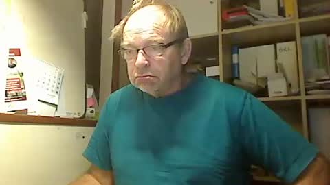 kokin3034 online show from November 8, 2025, 5:29 am