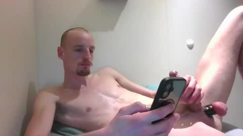 kokot123988 online show from November 12, 2025, 12:55 am