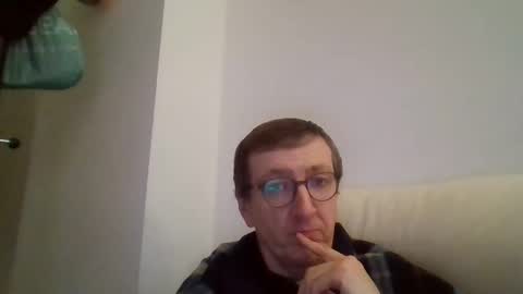 Snapshot of kolesie7 chatting on January 15, 2025, 9:51 pm JUAN CARLOS online show from January 15, 2025, 9:51 pm