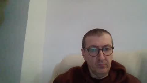 Snapshot of kolesie7 chatting on February 9, 2025, 5:43 pm JUAN CARLOS online show from February 9, 2025, 5:43 pm