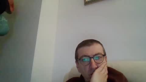 Snapshot of kolesie7 chatting on February 27, 2025, 5:58 pm JUAN CARLOS online show from February 27, 2025, 5:58 pm