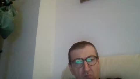 Snapshot of kolesie7 chatting on September 17, 2025, 9:27 pm JUAN CARLOS online show from September 17, 2025, 9:27 pm