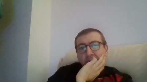 Snapshot of kolesie7 chatting on September 26, 2025, 6:45 pm JUAN CARLOS online show from September 26, 2025, 6:45 pm