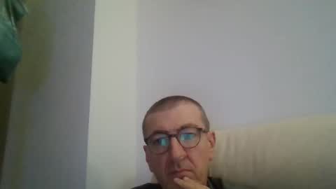 Snapshot of kolesie7 chatting on October 24, 2025, 6:37 pm JUAN CARLOS online show from October 24, 2025, 6:37 pm