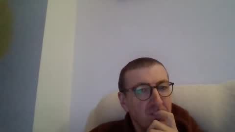 Snapshot of kolesie7 chatting on November 13, 2025, 6:40 pm JUAN CARLOS online show from November 13, 2025, 6:40 pm