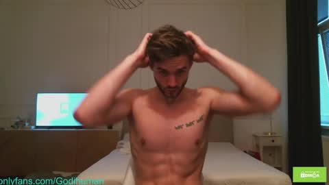 GodihumanAthena online show from January 16, 2026, 7:01 am