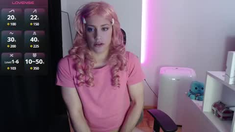 Snapshot of koneko_nya chatting on December 29, 2024, 1:24 am  Riley  online show from December 29, 2024, 1:24 am