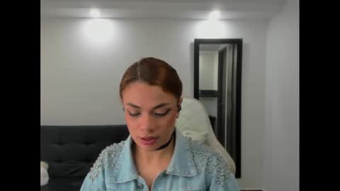 Julieta online show from December 15, 2024, 7:10 pm