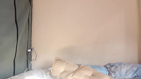 Konny and Laila online show from April 22, 2026, 1:12 pm