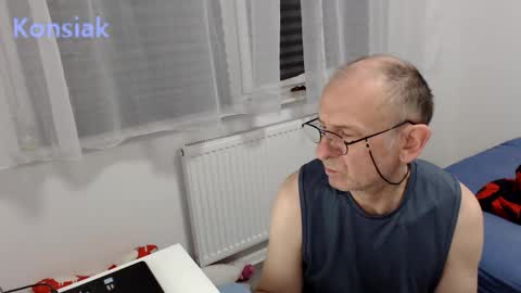 Snapshot of konsiak chatting on January 18, 2026, 9:40 pm Komsiak online show from January 18, 2026, 9:40 pm