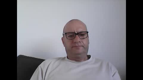 konsty17 online show from March 8, 2026, 9:40 pm