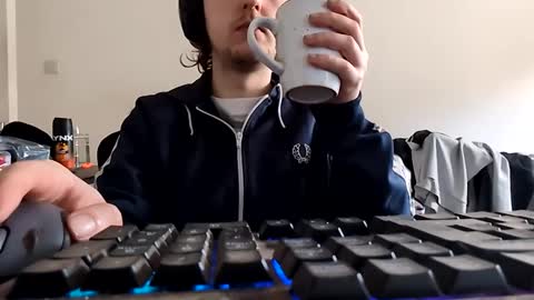 Snapshot of kookieskush chatting on March 3, 2026, 1:06 pm Kookies online show from March 3, 2026, 1:06 pm