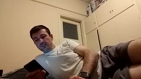 kopepe251664 online show from May 17, 2026, 12:45 pm