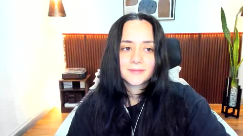 Kora Shadow online show from December 5, 2025, 7:43 pm