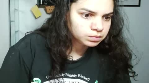 Karoll online show from October 9, 2025, 1:58 am