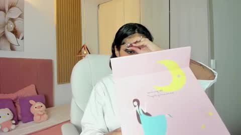 Kora  online show from October 17, 2025, 1:57 pm