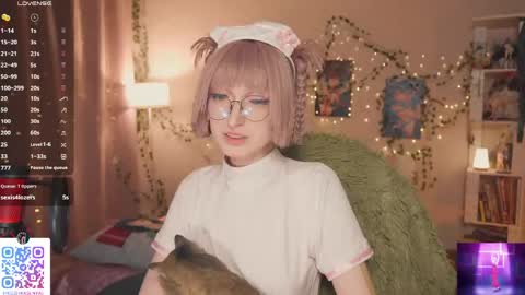 koshkasenpai online show from April 14, 2026, 3:45 am