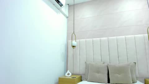 Snapshot of kosmic_21 chatting on March 5, 2025, 7:06 pm K O S M I C online show from March 5, 2025, 7:06 pm