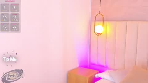 Snapshot of kosmic_21 chatting on November 23, 2025, 1:44 pm K O S M I C online show from November 23, 2025, 1:44 pm