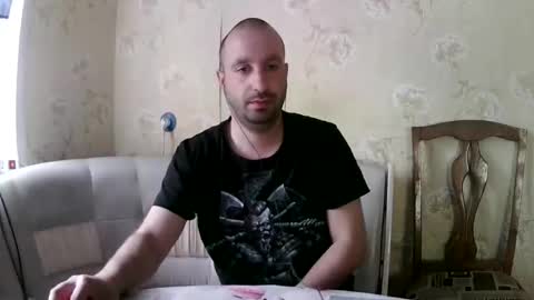kvg-1994 online show from May 16, 2026, 5:26 am