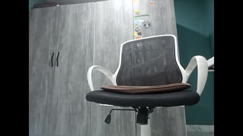 Koto Bombon online show from March 10, 2025, 6:05 am