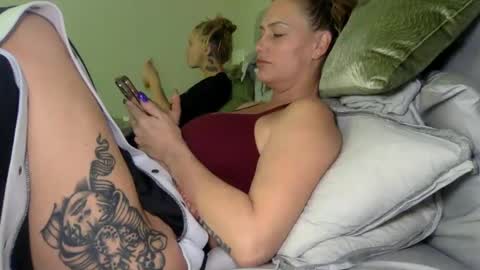 Snapshot of koyoteej chatting on February 1, 2025, 7:34 pm koyoteej online show from February 1, 2025, 7:34 pm