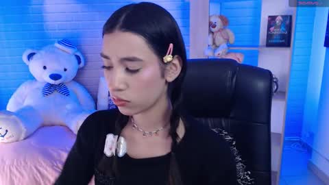 Snapshot of koyuki_san chatting on October 29, 2025, 7:15 pm Elizabeth online show from October 29, 2025, 7:15 pm