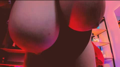 Khloe online show from March 12, 2026, 4:51 am