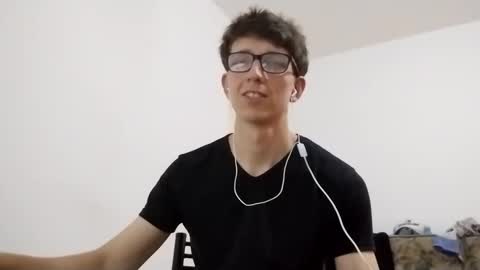 Facu online show from January 4, 2025, 5:47 pm