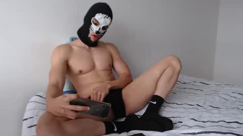 kraison66 online show from April 30, 2026, 7:09 pm