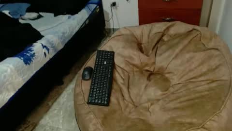 Snapshot of kratos_and_afrodita chatting on October 3, 2025, 2:41 am kratos_and_afrodita online show from October 3, 2025, 2:41 am